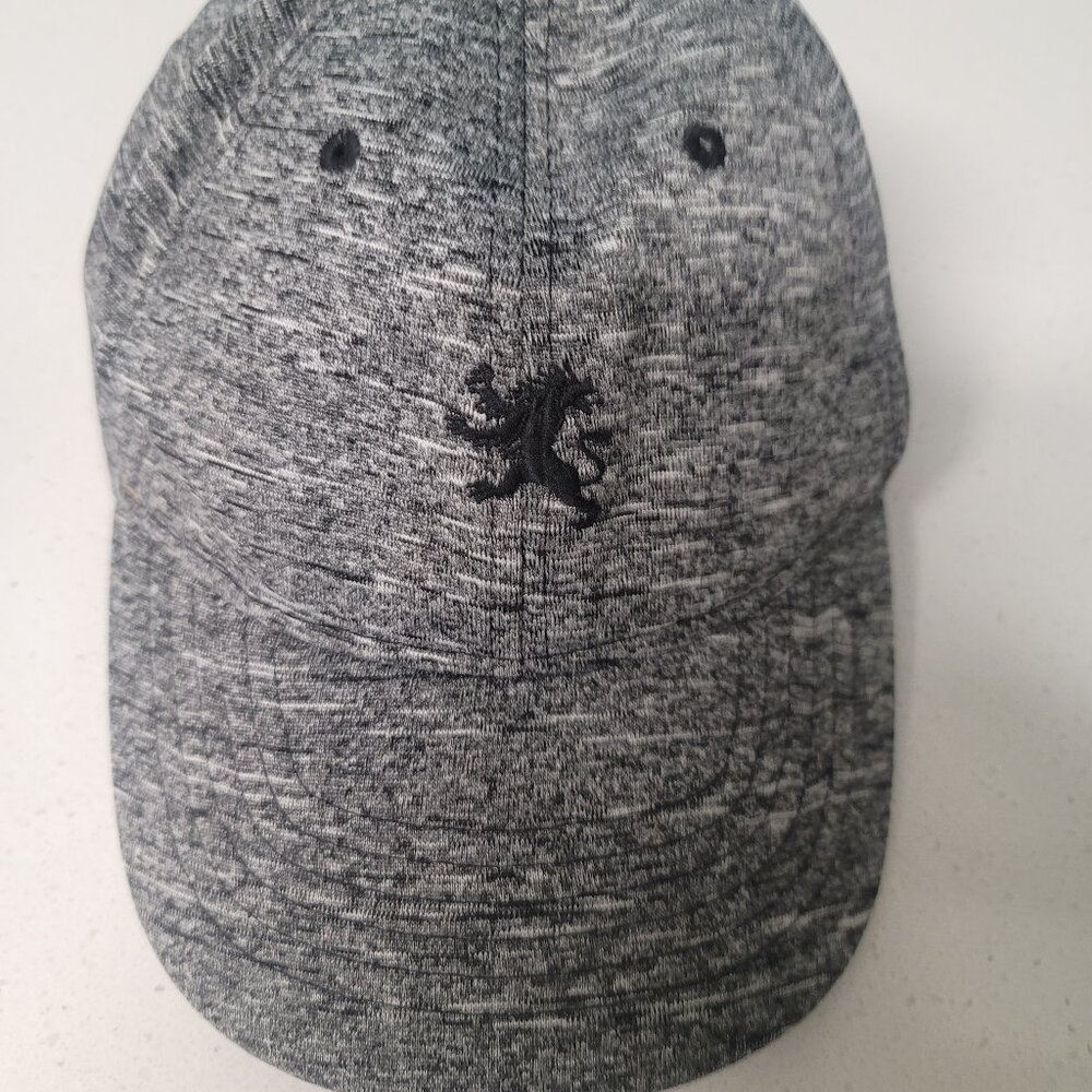Express Black Glitch Logo Stretch Cap Hat Size Small Medium Great Condition
